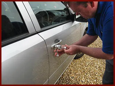 Chicago Emergency Locksmiths Chicago, IL 312-763-5151 Chicago Emergency Locksmiths Chicago, IL 312-763-5151 - 20-car-locksmith